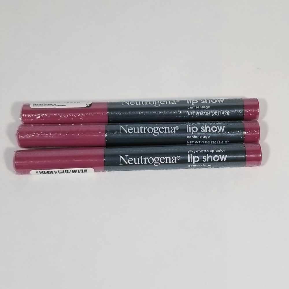 Neutrogena Lip Show 02 Center Stage 3 Piece Bundle